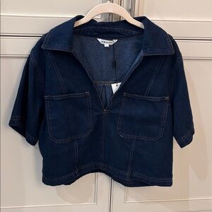 Vigoss Navy Blue Pocketed Crop Top